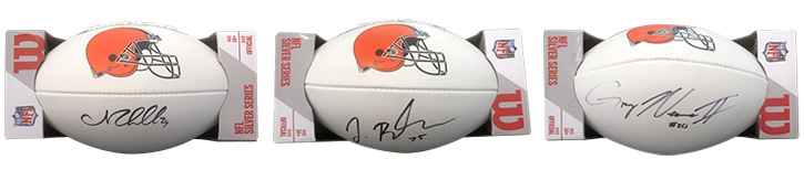 signed_footballs